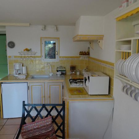 Chez Jean-Pierre & Annick Villa Ремулан Екстериор снимка